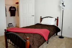 Bed room